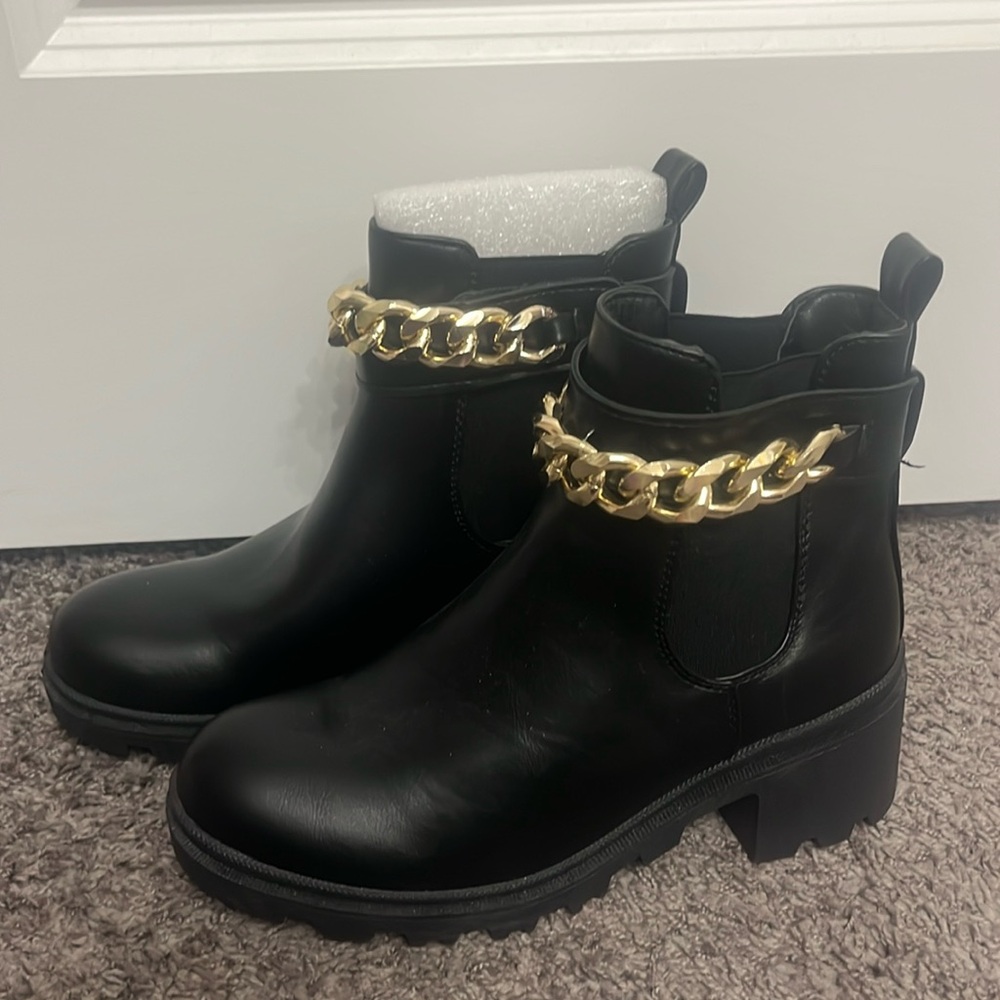 Black ankle boots with gold chain Velcro straps